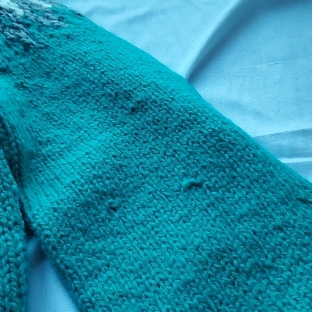 Vintage Cottagecore Grannycore Handmade Crotchet Green Crewneck Sweater - Picture 2 of 5